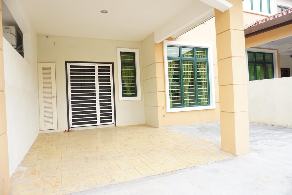 Warisan Indah Homestay Klia 1 Melayu Sahaja 세팡 외부 사진
